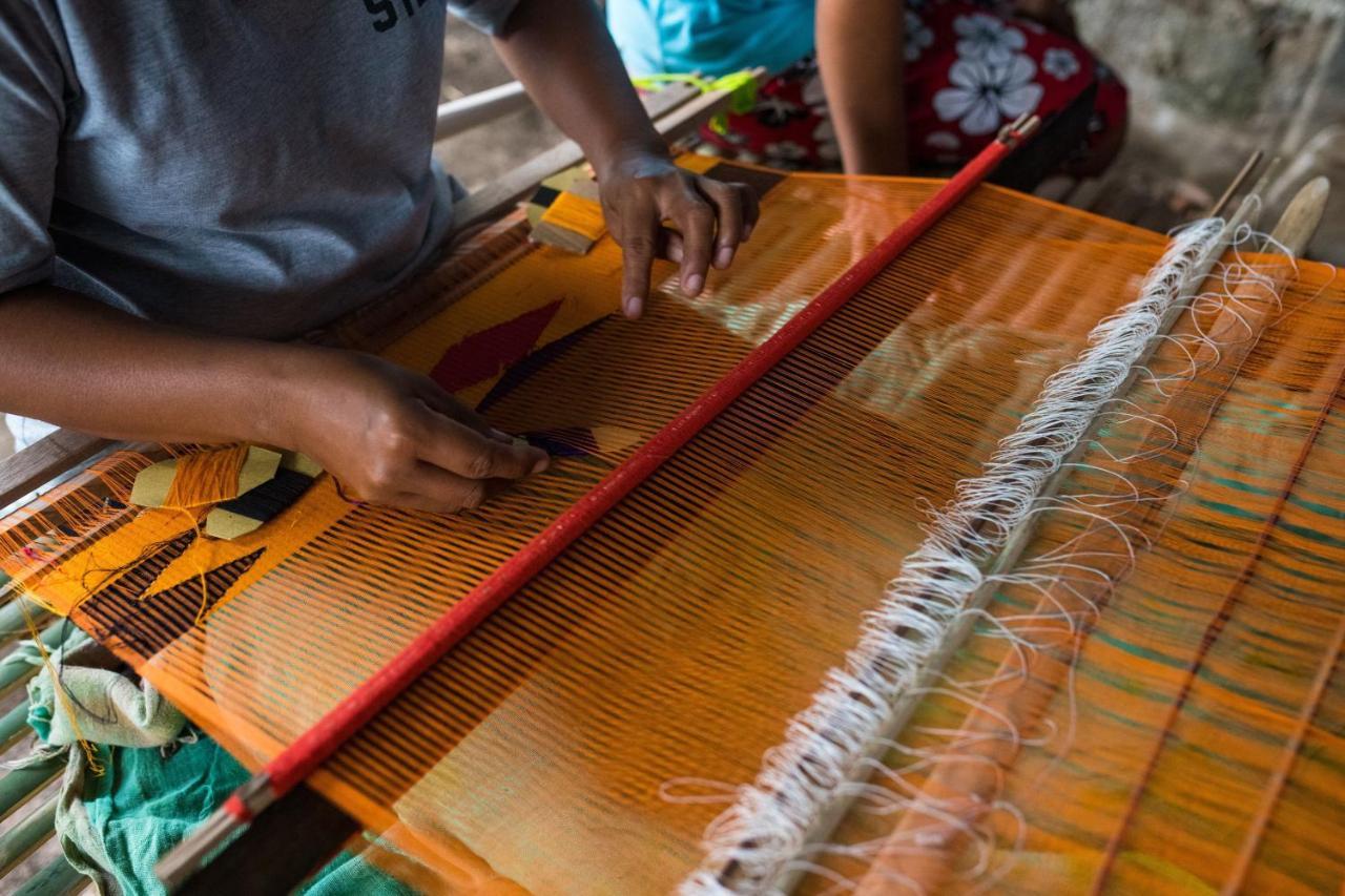 Sheraton Bali Kuta Resort Eksteriør billede Weaving in Madagascar