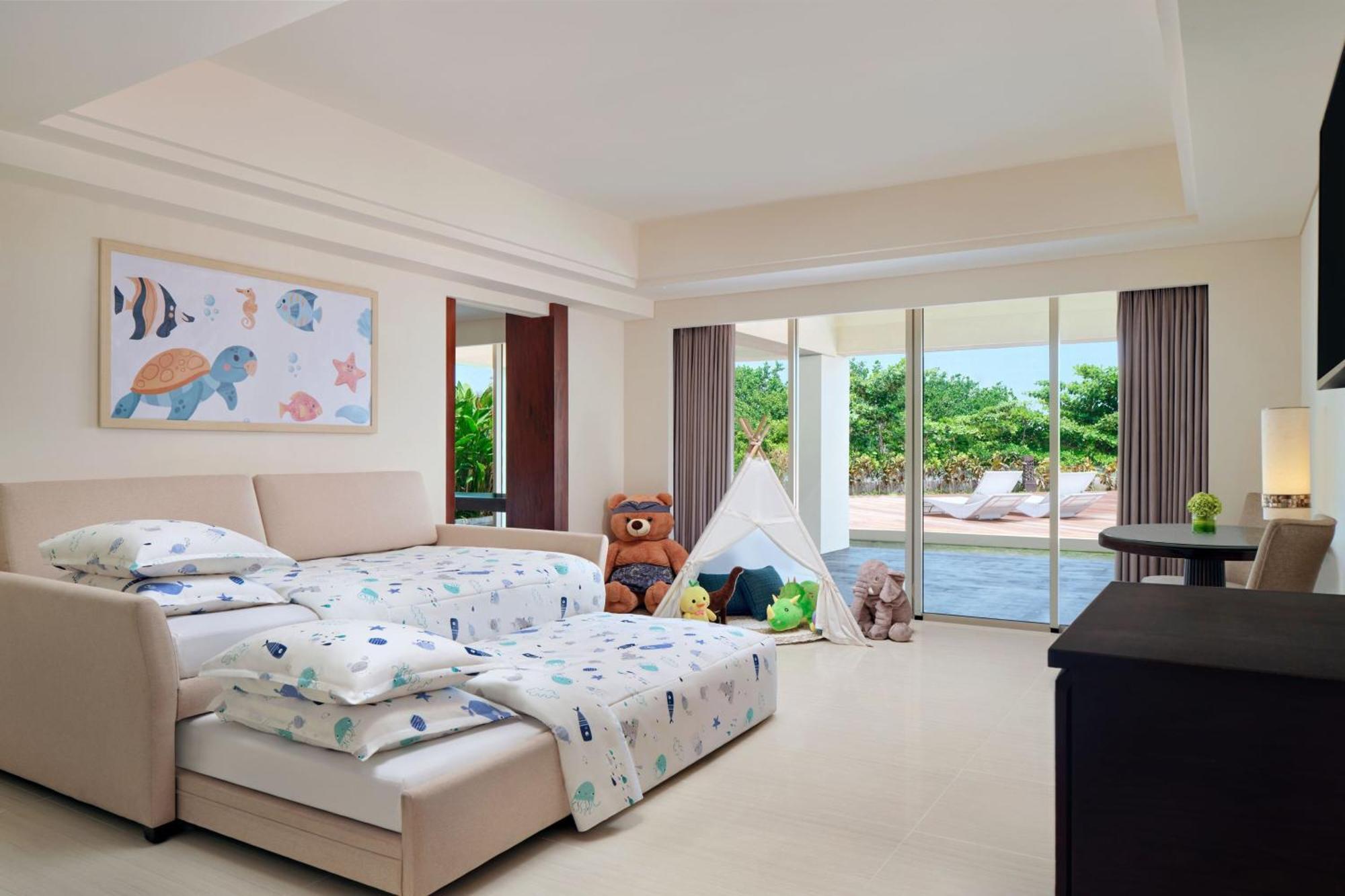 Sheraton Bali Kuta Resort Eksteriør billede A bedroom at the Atlantis Paradise Island