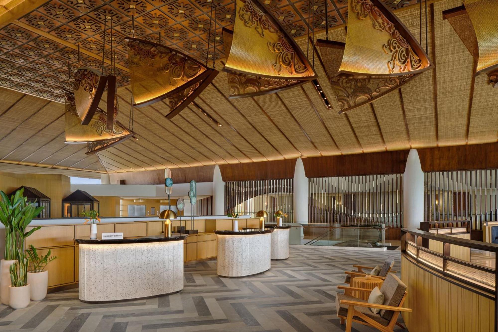 Sheraton Bali Kuta Resort Eksteriør billede The lobby of the hotel